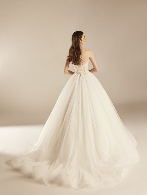 https://elisebride.ro/images/stories/virtuemart/product/IDA 4.jpg